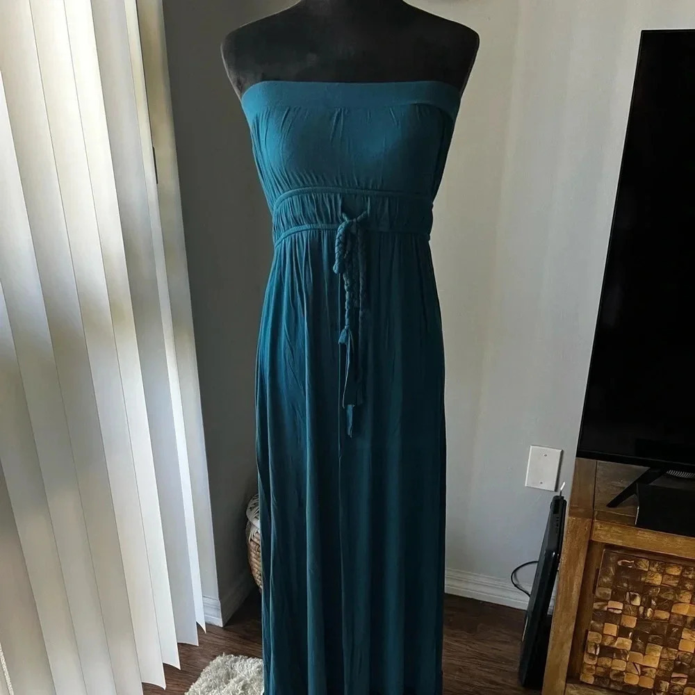 Closet strapless maxi dress